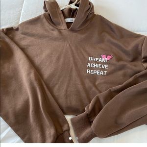 ADIKA BROWN CROPPED HOODIE